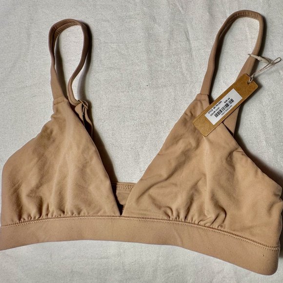 SKIMS - Fits Everybody Triangle Bralette | Size: X-SMALL | Color: CLAY | NWT/NEW - Picture 6 of 9